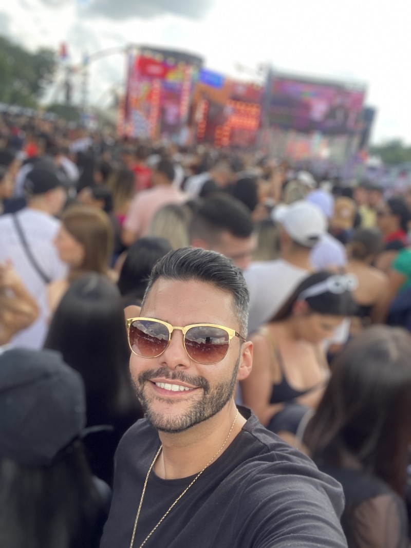 783D089D-3963-47A5-8625-46683485AC07