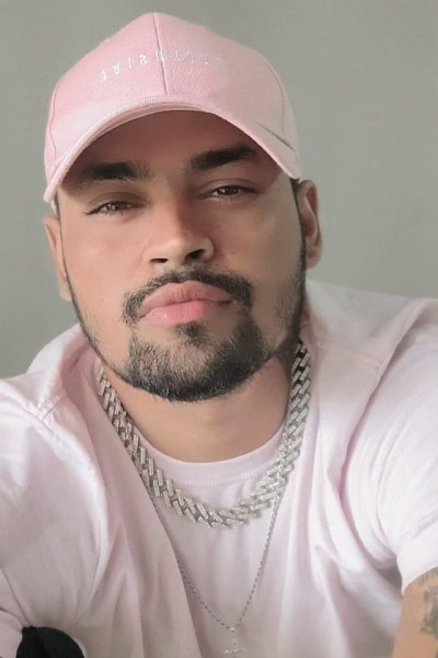 1F2C8623-66D5-4D5A-8346-AB6734A4B059