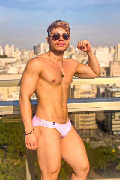 2C663A62-D8FE-42F8-A5A8-94F9B2BE7FA3