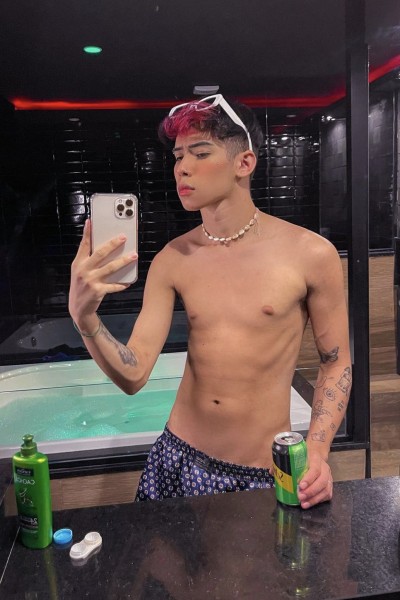 9c656998-c539-4e3f-ba14-a80a469508a8