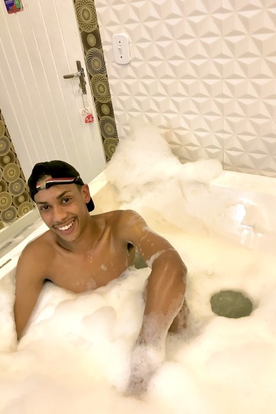 a7ad8ed5-d143-4c2d-9ca7-03c158a3f746