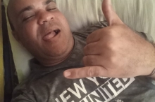 GORDINHO MAMADOR DE ROLAS